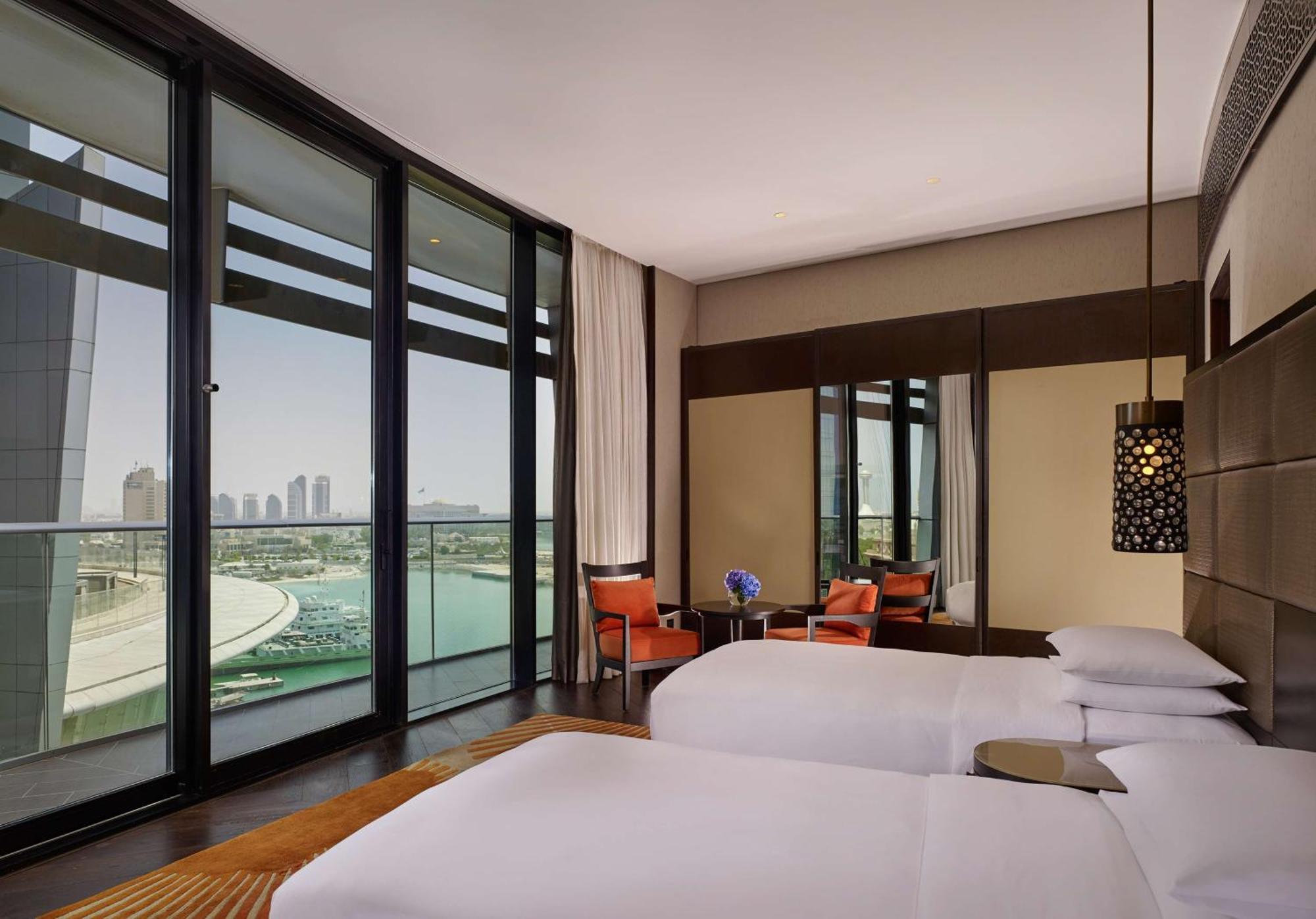 Grand Hyatt Abu Dhabi Hotel & Residences Emirates Pearl Exterior photo